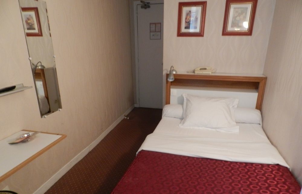 Hotel Bellan Paris Exterior photo