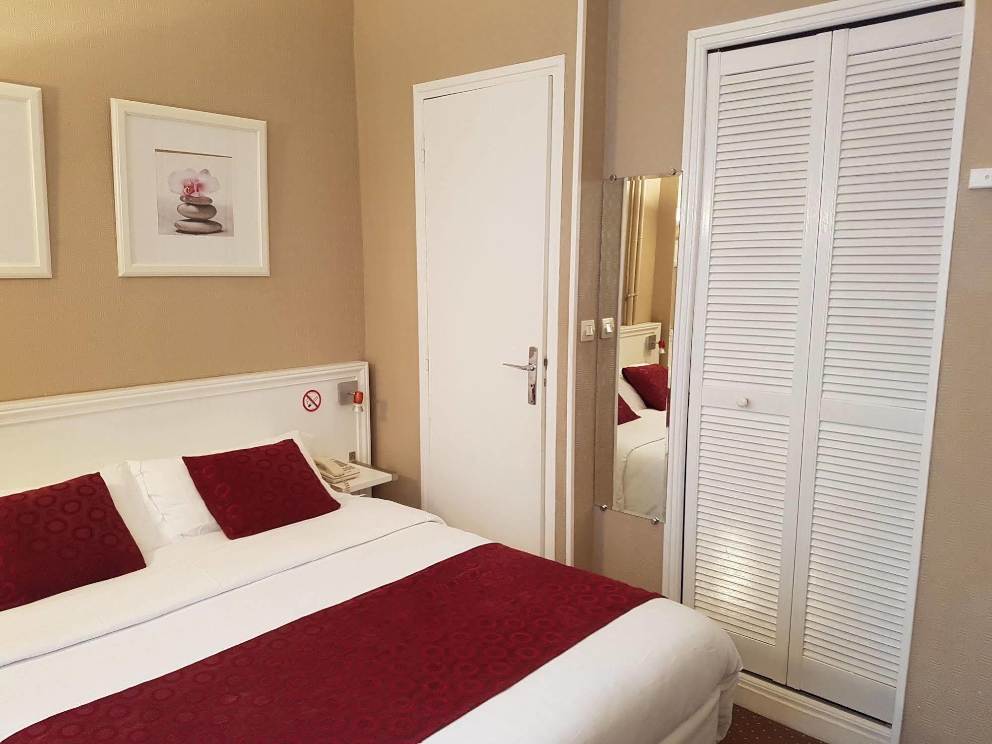 Hotel Bellan Paris Exterior photo
